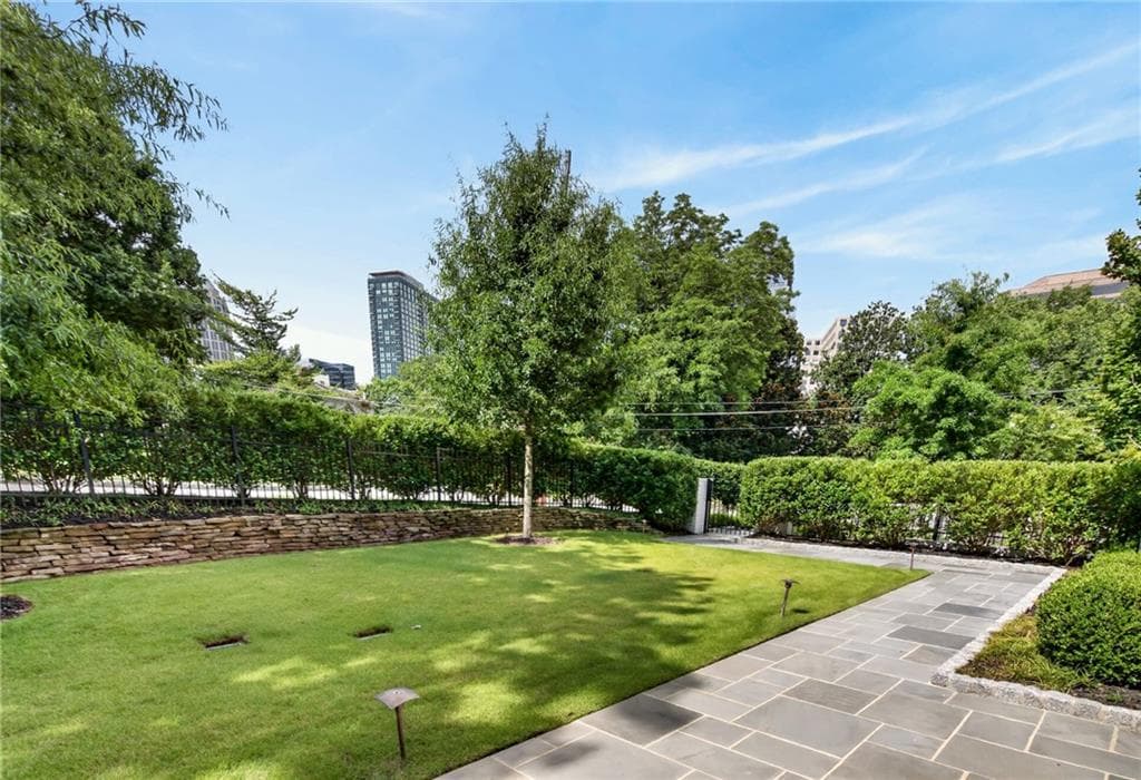 7 bedroom, 9 bathroom, 7,402 sq ft single family residence under contract at 299 The Prado, Atlanta, GA 30309 — photo 4