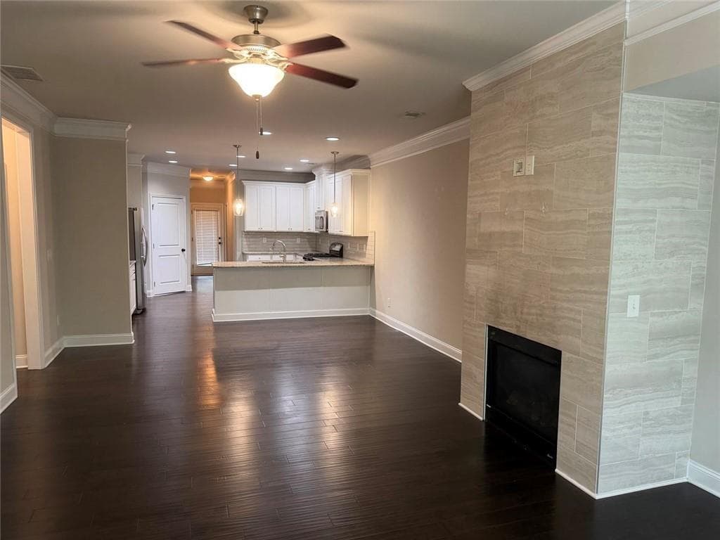 3 bedroom, 3 bathroom, 2,261 sq ft townhouse for rent at 3772 Ledgemont Drive, Suwanee, GA 30024 for $2,700 a month — photo 10