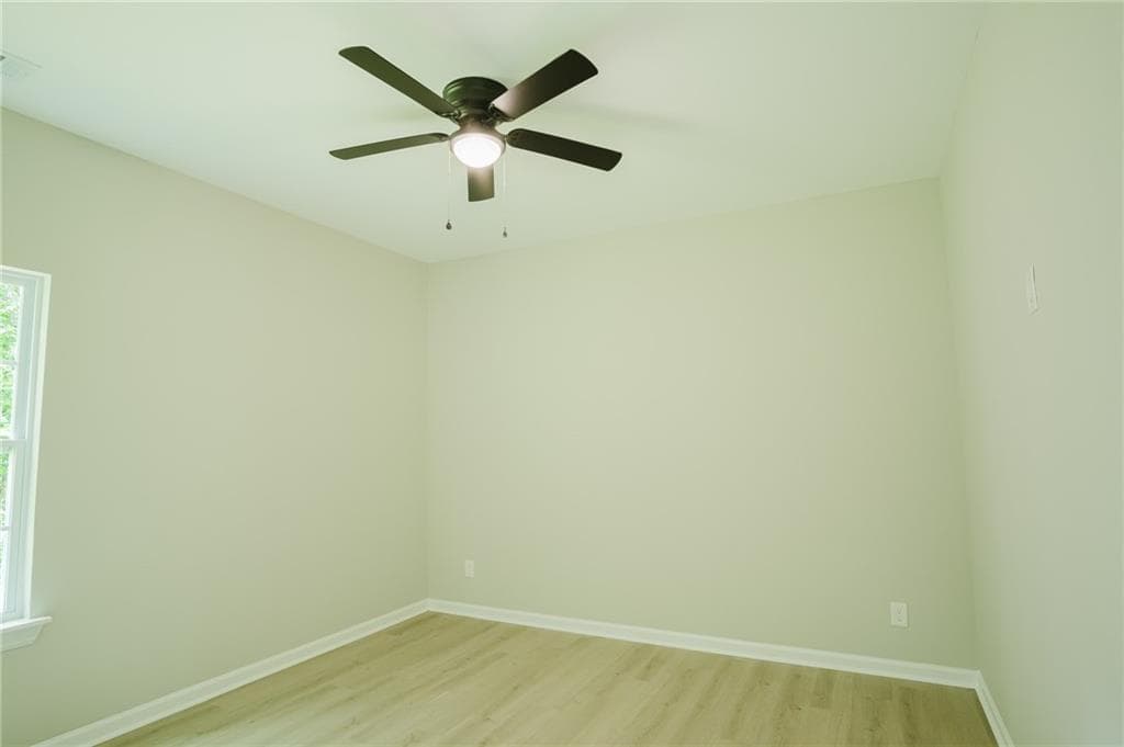 4 bedroom, 3 bathroom, 2,400 sq ft single family residence for sale at 135 Harriette Drive, Stockbridge, GA 30281 — photo 10
