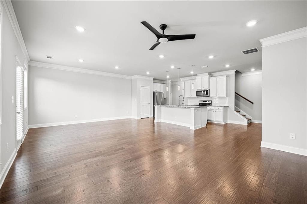 3 bedroom, 3 bathroom, 2,069 sq ft townhouse for rent at 2502 Pearl Ridge Trace, Buford, GA 30519 for $2,300 a month — photo 6