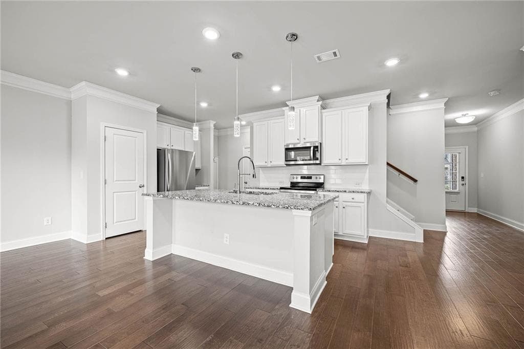3 bedroom, 3 bathroom, 2,069 sq ft townhouse for rent at 2502 Pearl Ridge Trace, Buford, GA 30519 for $2,300 a month — photo 7
