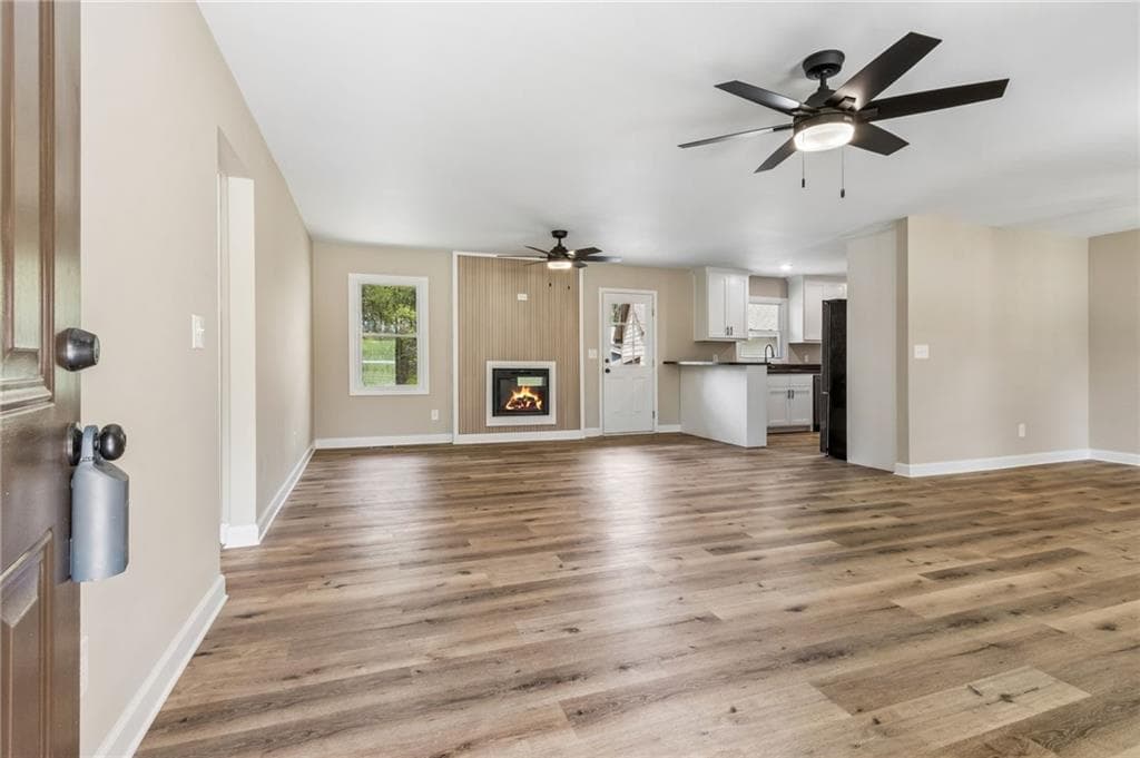 3 bedroom, 2 bathroom, 1,516 sq ft single family residence for sale at 2526 Hamill Drive, Buford, GA 30519 — photo 6