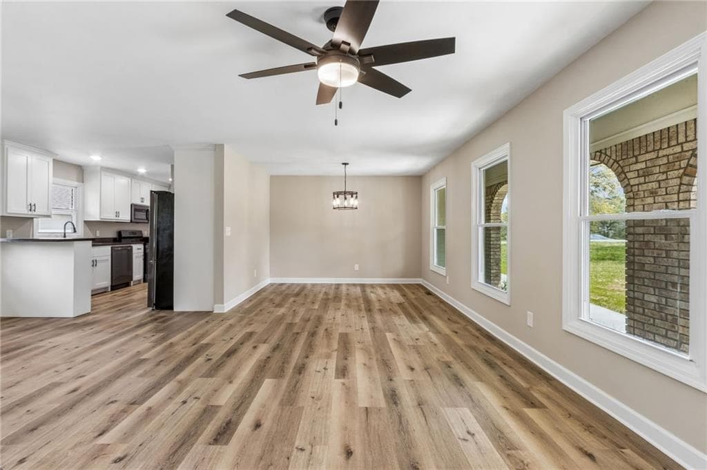 3 bedroom, 2 bathroom, 1,516 sq ft single family residence for sale at 2526 Hamill Drive, Buford, GA 30519 — photo 8