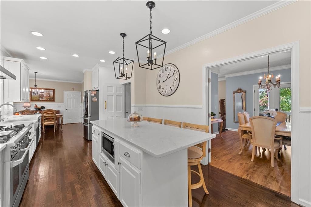 3 bedroom, 3 bathroom, 2,236 sq ft single family residence under contract at 1615 Bluewater Court, Cumming, GA 30041 — photo 10