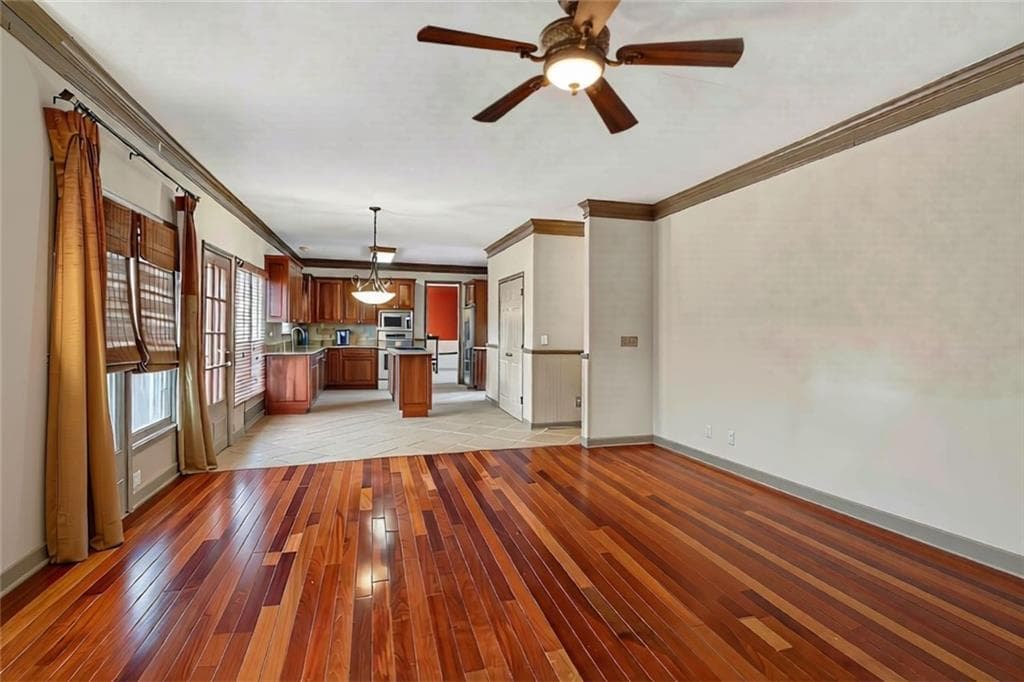 5 bedroom, 3 bathroom, 3,025 sq ft single family residence for sale at 2456 Stonecroft Way, Duluth, GA 30097 — photo 9
