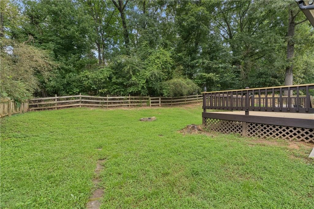 4 bedroom, 3 bathroom, 2,426 sq ft single family residence for sale at 420 Dunhill View Court, Alpharetta, GA 30005 — photo 3
