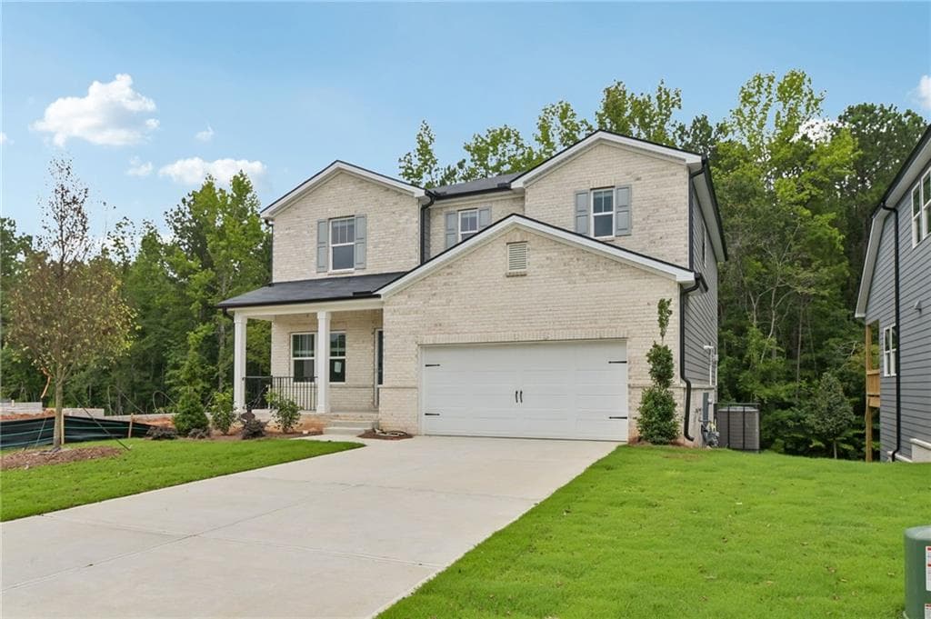 4 bedroom, 3 bathroom, 2,479 sq ft single family residence under contract at 7295 Lyric Street, Fairburn, GA 30213 — photo 4