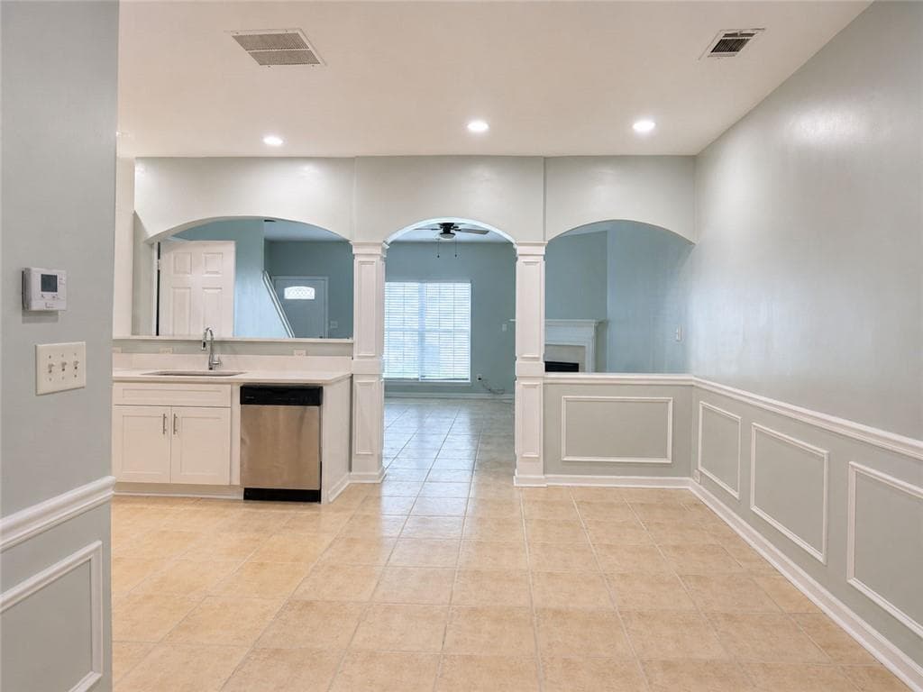 3 bedroom, 3 bathroom, 1,952 sq ft townhouse for rent at 2490 Emma Way, Lawrenceville, GA 30044 for $2,150 a month — photo 4