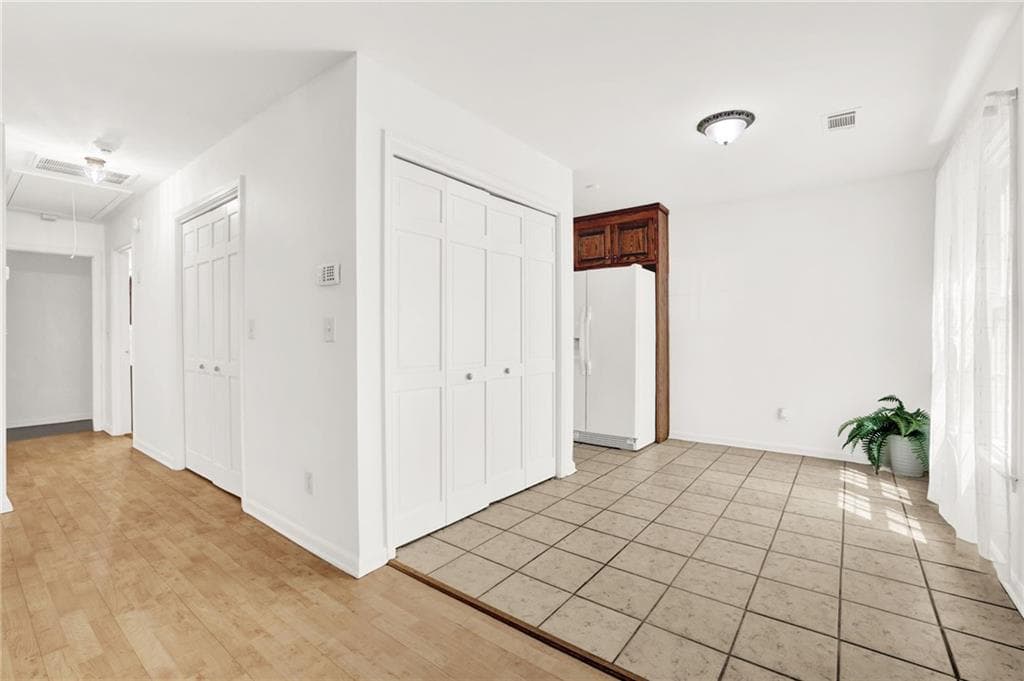 2 bedroom, 2 bathroom, 918 sq ft single family residence under contract at 4430 Bonneville Drive, Cumming, GA 30041 — photo 10