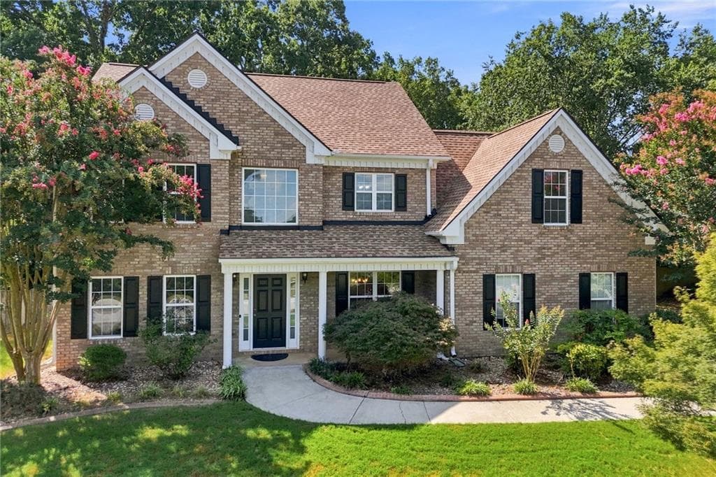 3 bedroom, 3 bathroom, 2,712 sq ft single family residence under contract at 2685 Harbins Mill Drive, Dacula, GA 30019