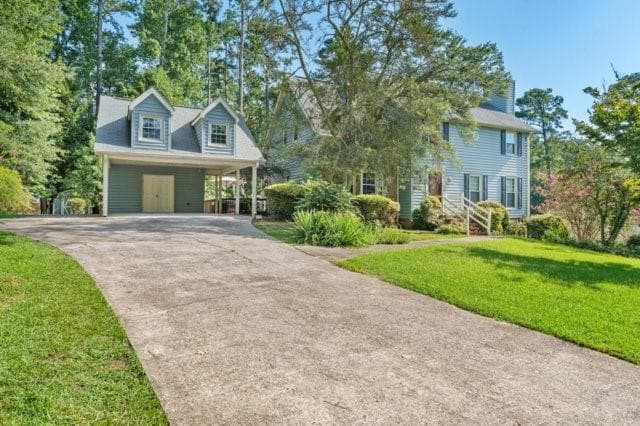 4 bedroom, 4 bathroom, 3,579 sq ft single family residence for sale at 3 Stonehaven Drive, Newnan, GA 30265 — photo 2
