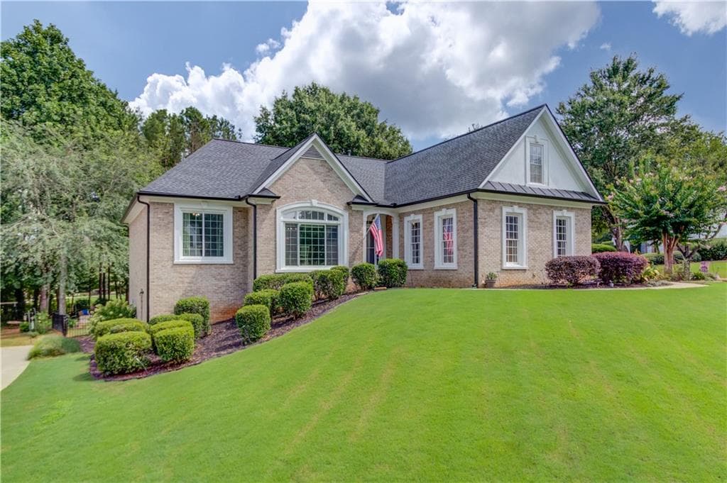 4 bedroom, 4 bathroom, 4,100 sq ft single family residence for sale at 880 Providence Club Drive, Monroe, GA 30656 — photo 1 of 66