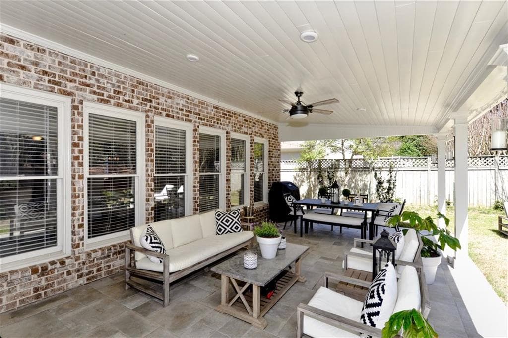 4 bedroom, 3 bathroom, 3,361 sq ft single family residence for rent at 310 Windsor Gate Cove, Atlanta, GA 30342 for $5,400 a month — photo 7