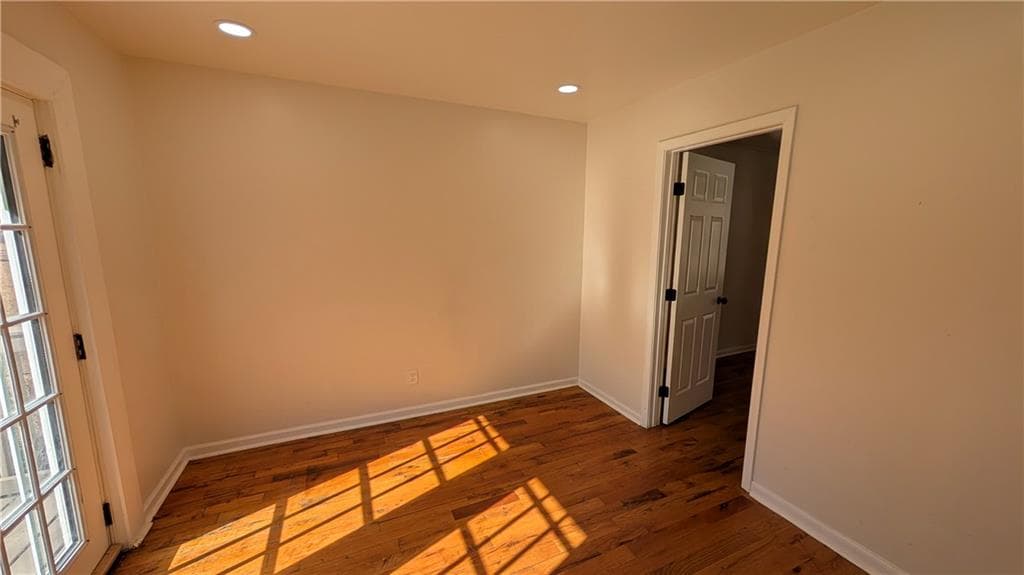 7 bedroom, 4 bathroom, 2,521 sq ft single family residence for rent at 3915 Emerald North Drive, Decatur, GA 30035 for $2,950 a month — photo 8