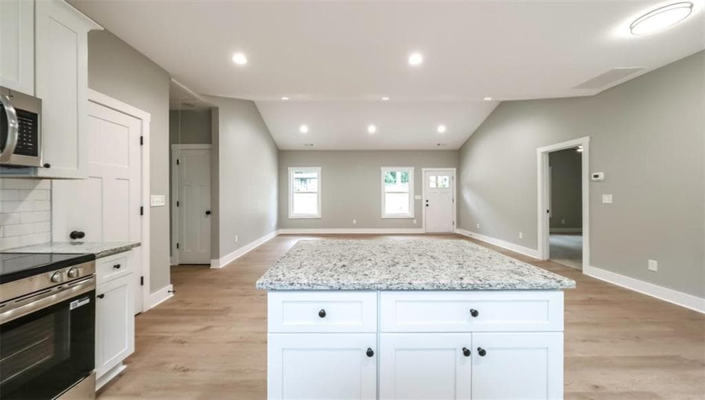 3 bedroom, 2 bathroom, 1,590 sq ft single family residence under contract at 1116 Whispering Hills Drive, Bremen, GA 30110 — photo 10