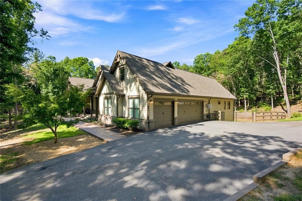 6 bedroom, 5 bathroom, 3,716 sq ft single family residence for sale at 221 Brookhollow Road, Ball Ground, GA 30107 — photo 7