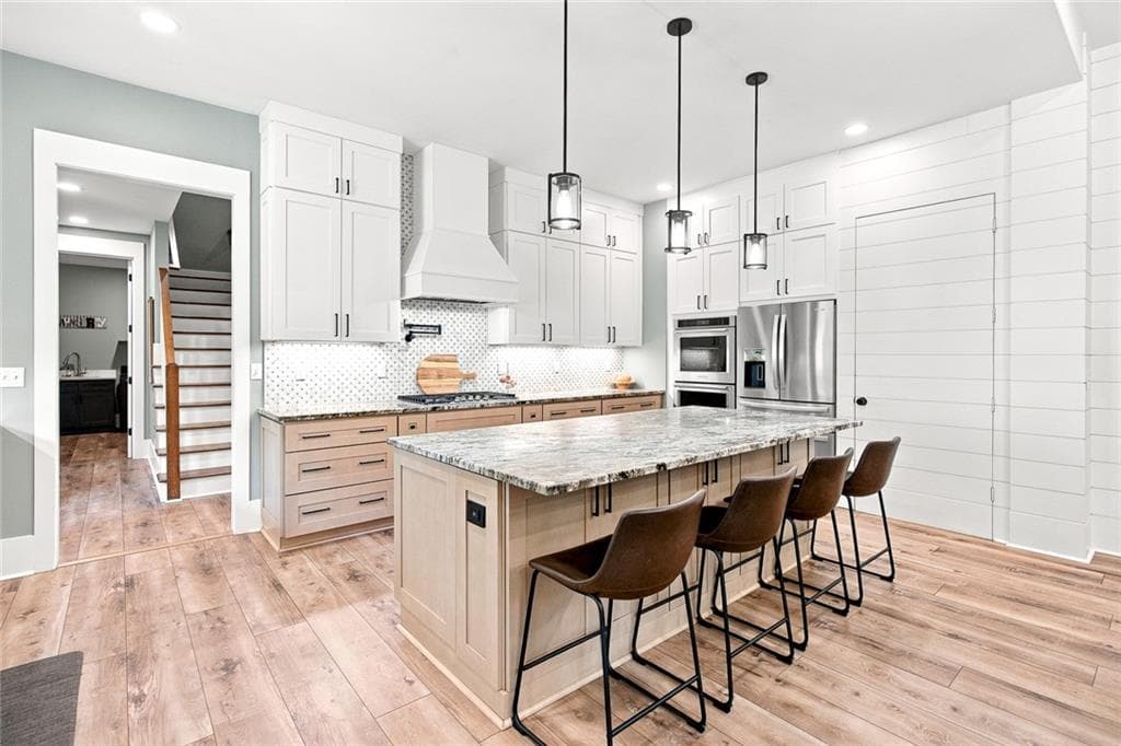 6 bedroom, 5 bathroom, 3,716 sq ft single family residence for sale at 221 Brookhollow Road, Ball Ground, GA 30107 — photo 4