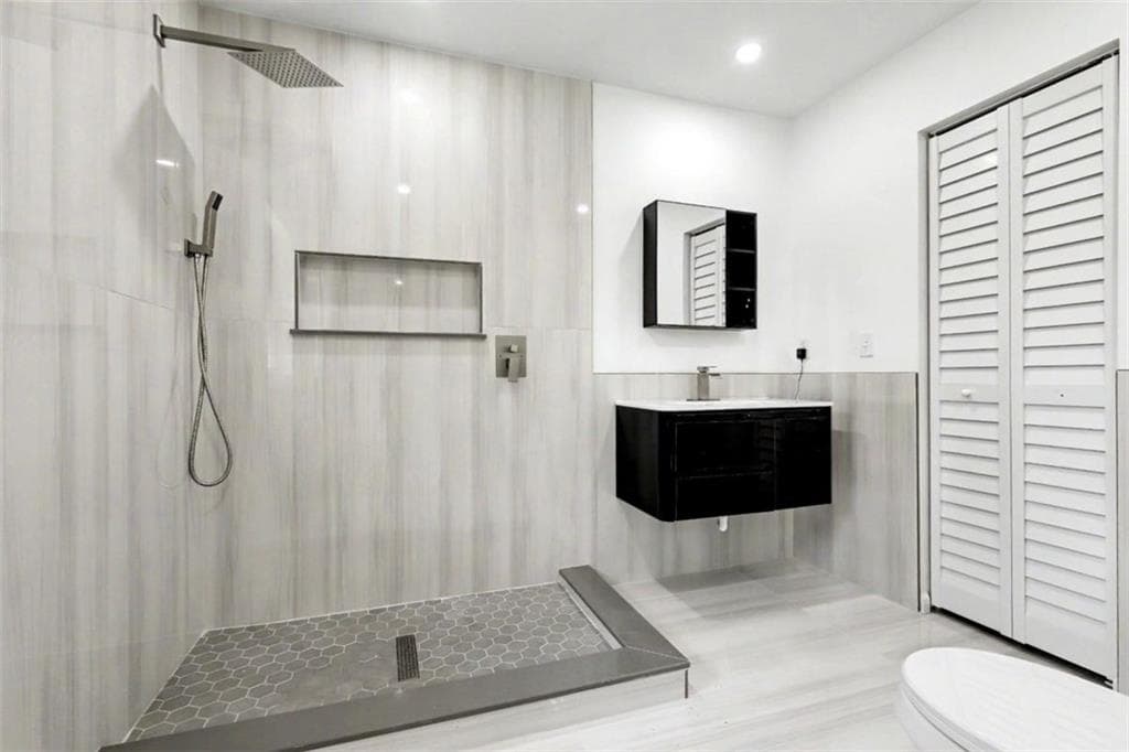 3 bedroom, 2 bathroom single family residence for sale at 6260 Walker Road, Riverdale, GA 30296 — photo 10