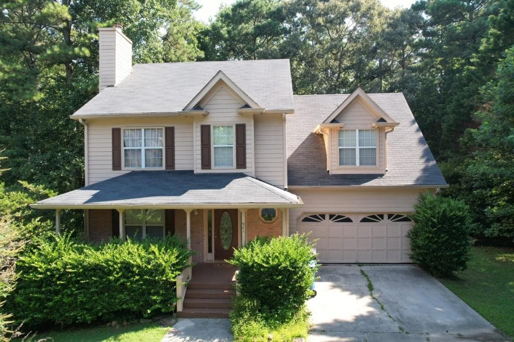 4 bedroom, 3 bathroom, 2,229 sq ft single family residence for sale at 981 Streamwater Cove, Lawrenceville, GA 30045 — photo 1 of 40