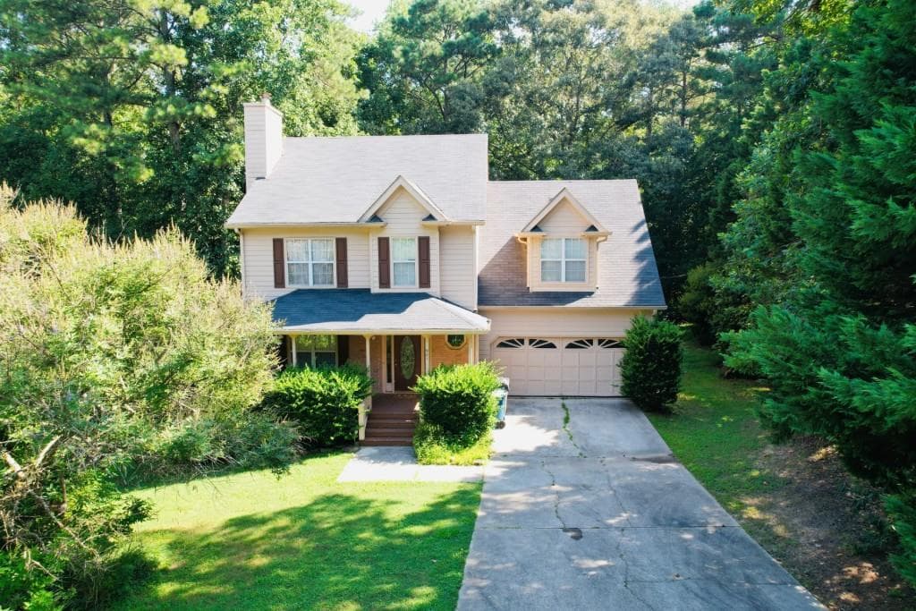 4 bedroom, 3 bathroom, 2,229 sq ft single family residence for sale at 981 Streamwater Cove, Lawrenceville, GA 30045 — photo 2