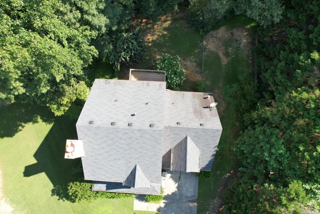 4 bedroom, 3 bathroom, 2,229 sq ft single family residence for sale at 981 Streamwater Cove, Lawrenceville, GA 30045 — photo 6