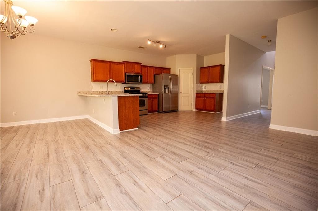 4 bedroom, 3 bathroom, 2,810 sq ft single family residence under contract at 37 Lanier Court, Hiram, GA 30141 — photo 7
