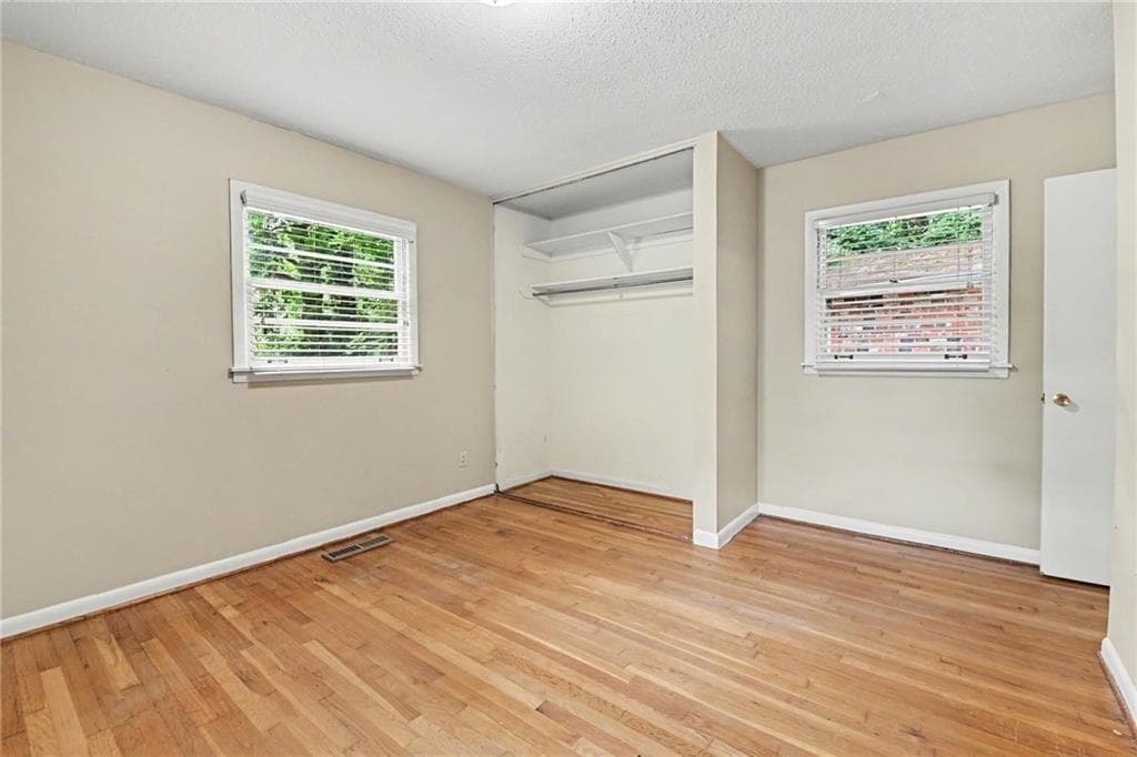 3 bedroom, 2 bathroom, 1,940 sq ft single family residence for sale at 3934 Ensign Court, Atlanta, GA 30341 — photo 7
