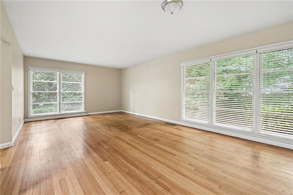 3 bedroom, 2 bathroom, 1,940 sq ft single family residence for sale at 3934 Ensign Court, Atlanta, GA 30341 — photo 10