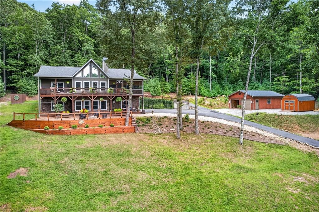 4 bedroom, 4 bathroom, 3,140 sq ft single family residence under contract at 107 Old Birch Court, Blairsville, GA 30512 — photo 2