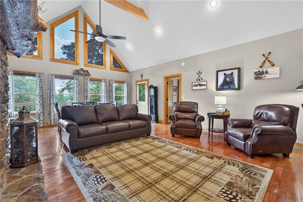4 bedroom, 4 bathroom, 3,140 sq ft single family residence under contract at 107 Old Birch Court, Blairsville, GA 30512 — photo 5