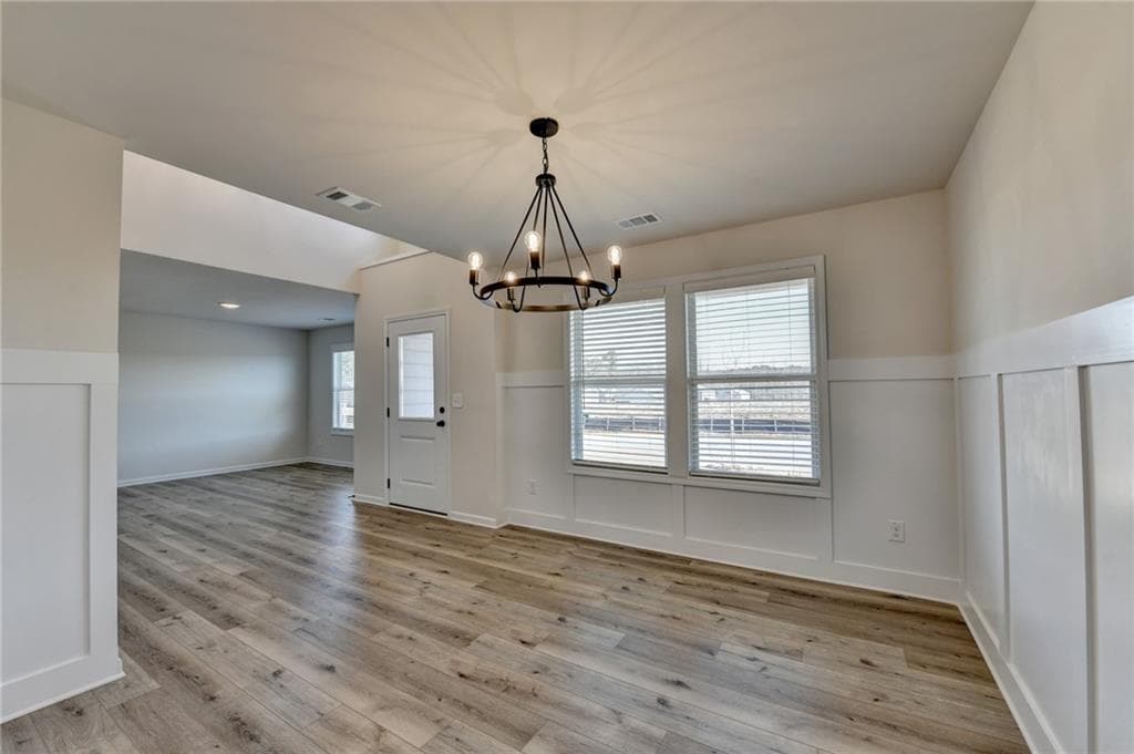 5 bedroom, 3 bathroom, 2,746 sq ft single family residence for sale at 676 Rodeo Drive, Auburn, GA 30011 — photo 5