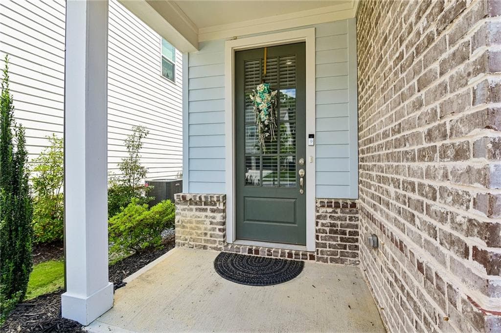 4 bedroom, 3 bathroom, 2,674 sq ft single family residence for sale at 4083 Halton Road, Duluth, GA 30097 — photo 2