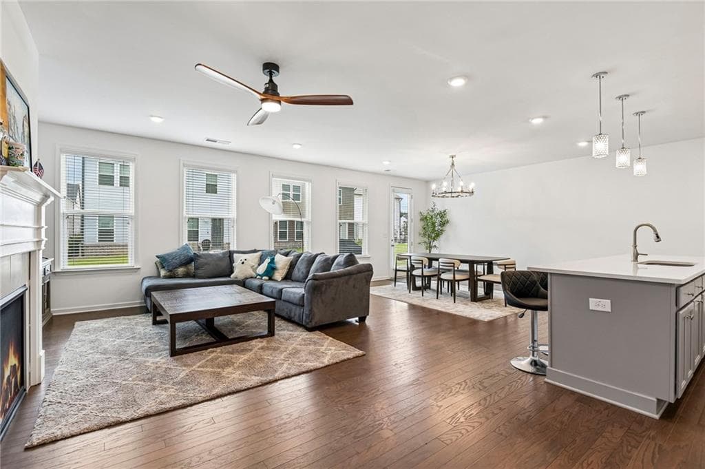 4 bedroom, 3 bathroom, 2,674 sq ft single family residence for sale at 4083 Halton Road, Duluth, GA 30097 — photo 3