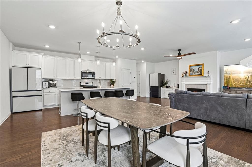 4 bedroom, 3 bathroom, 2,674 sq ft single family residence for sale at 4083 Halton Road, Duluth, GA 30097 — photo 7