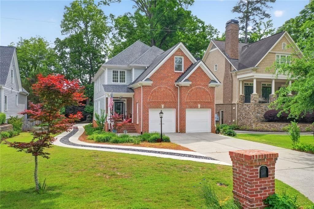 5 bedroom, 4 bathroom, 3,482 sq ft single family residence for sale at 2607 Camille Drive, Brookhaven, GA 30319 — photo 2