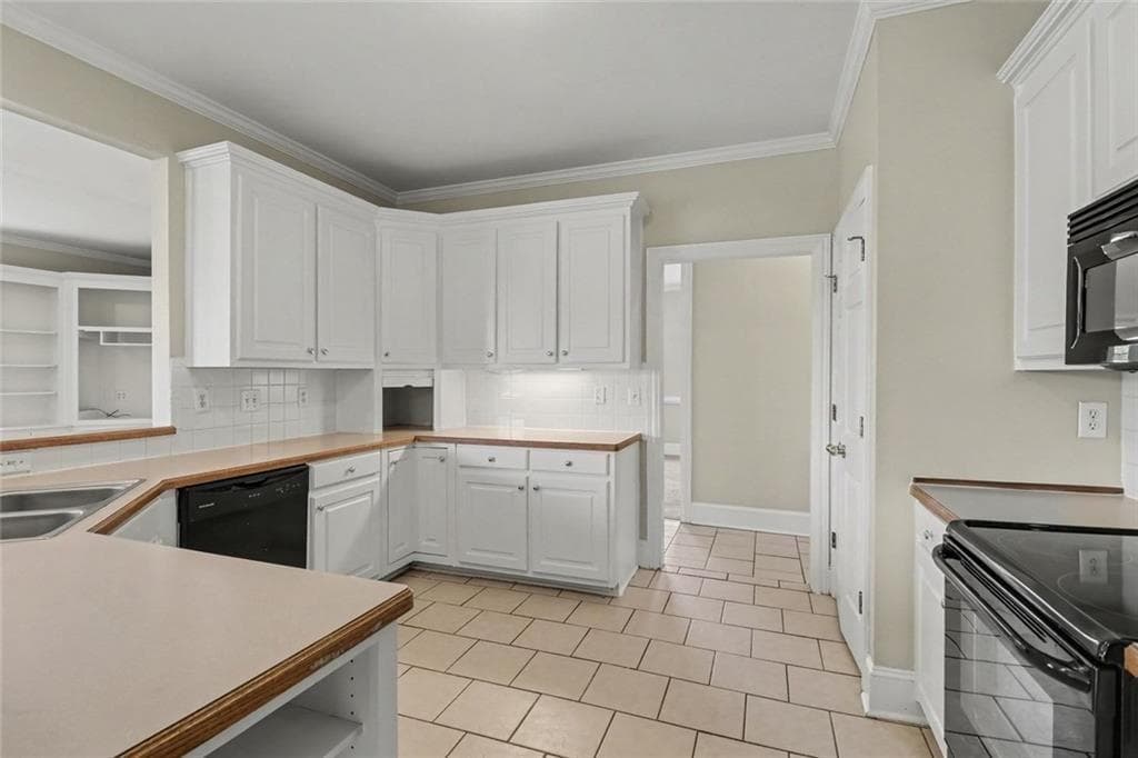 4 bedroom, 3 bathroom, 3,153 sq ft single family residence for sale at 844 Biscayne Way, Suwanee, GA 30024 — photo 9