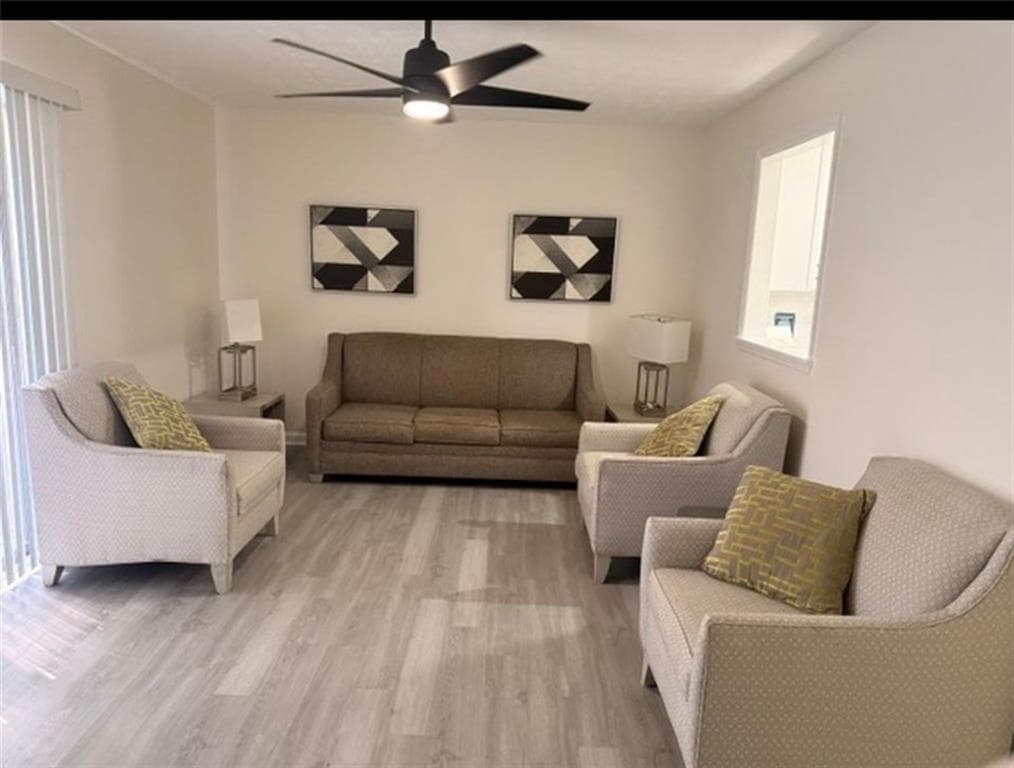triplex under contract at 5891 Sheldon Court, Atlanta, GA 30349 — photo 2