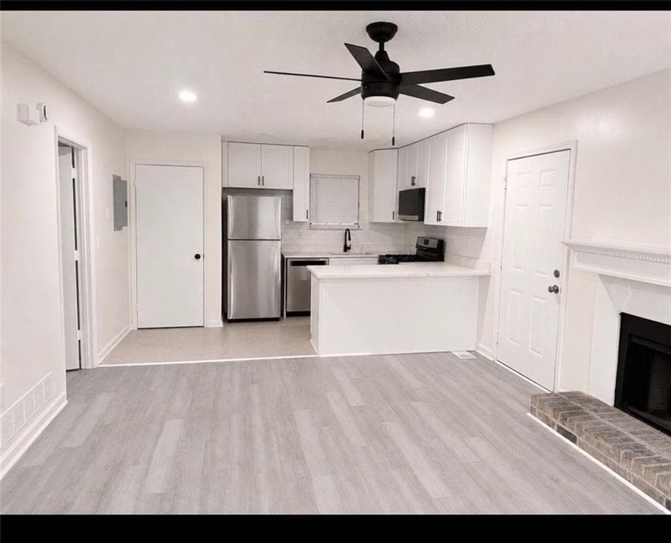 triplex under contract at 5891 Sheldon Court, Atlanta, GA 30349 — photo 6