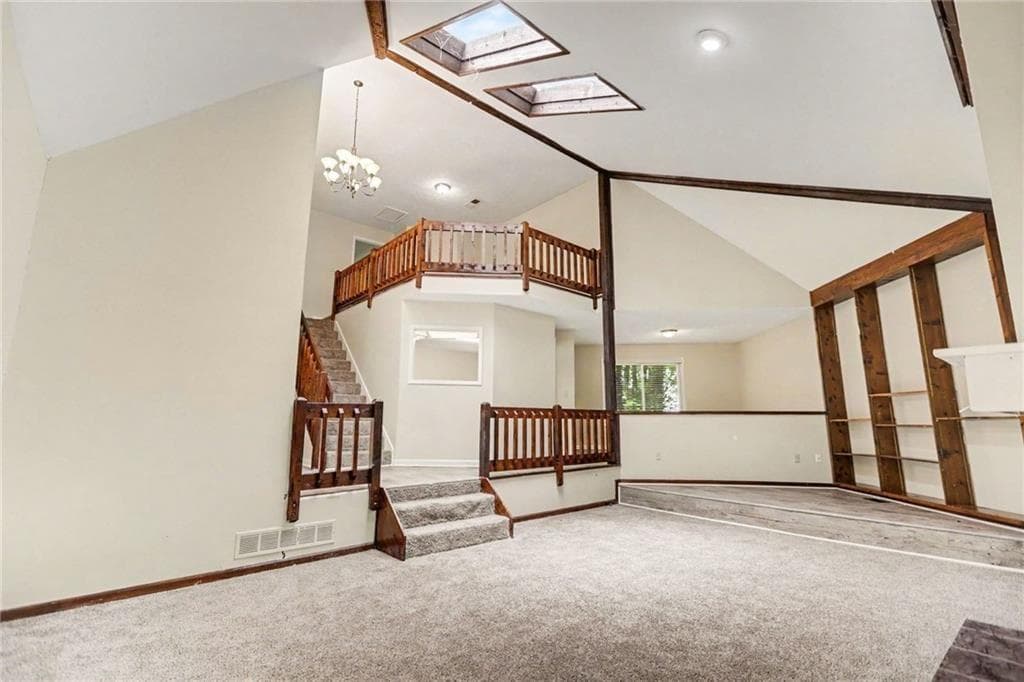 3 bedroom, 2 bathroom, 2,040 sq ft single family residence under contract at 1533 Hillhaven Drive, Marietta, GA 30062 — photo 2