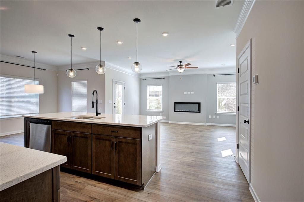 3 bedroom, 3 bathroom, 2,344 sq ft single family residence for rent at 401 Perth Drive, Cartersville, GA 30121 for $2,100 a month — photo 3
