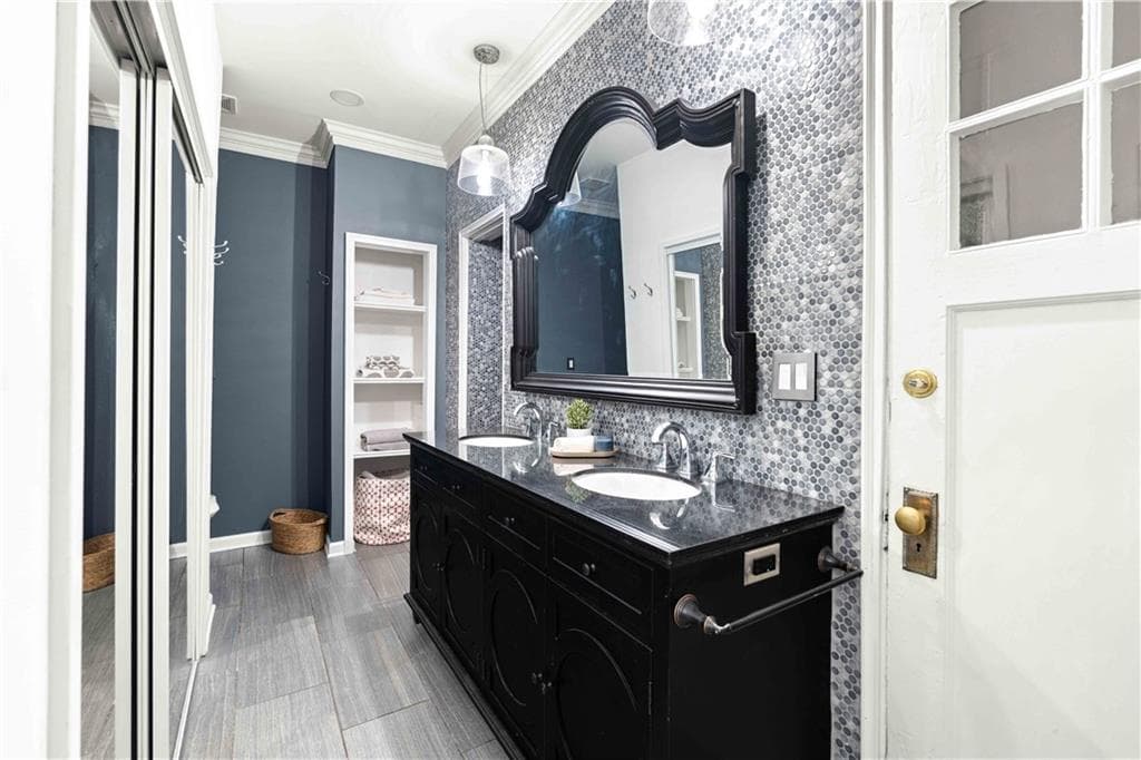 2 bedroom, 2 bathroom, 2,143 sq ft condominium for sale at 754 Juniper Street 2, Atlanta, GA 30308 — photo 5