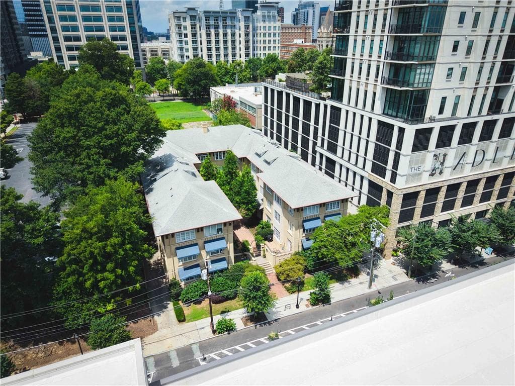 2 bedroom, 2 bathroom, 2,143 sq ft condominium for sale at 754 Juniper Street 2, Atlanta, GA 30308 — photo 8