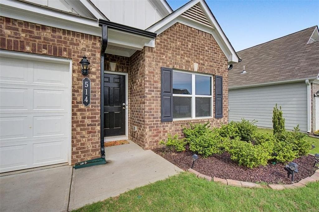 3 bedroom, 3 bathroom, 2,268 sq ft single family residence for rent at 514 Denton Drive, Adairsville, GA 30103 for $2,200 a month — photo 5