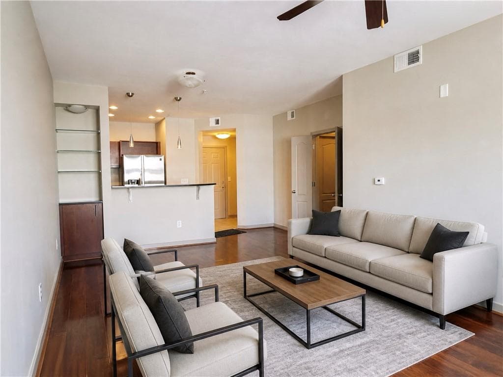 1 bedroom, 1 bathroom, 770 sq ft condominium for sale at 390 17th Street 5014, Atlanta, GA 30363 — photo 10