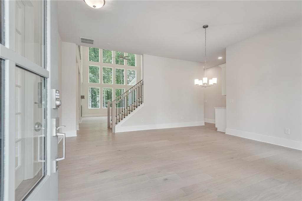 5 bedroom, 6 bathroom, 3,585 sq ft single family residence for sale at 4830 Gadwall Way, Cumming, GA 30028 — photo 6