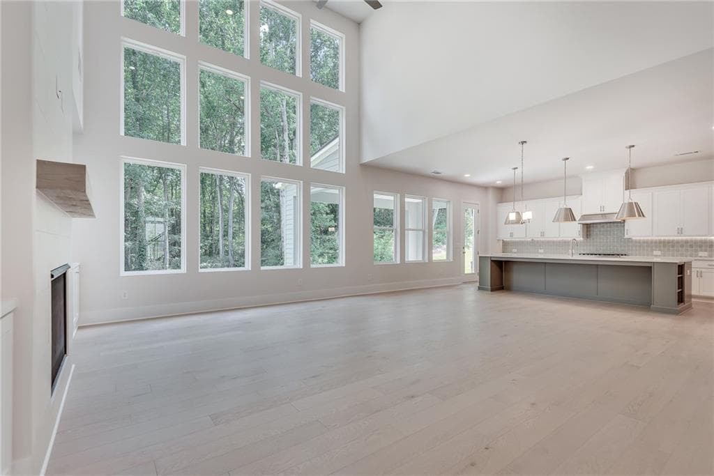 5 bedroom, 6 bathroom, 3,585 sq ft single family residence for sale at 4830 Gadwall Way, Cumming, GA 30028 — photo 8