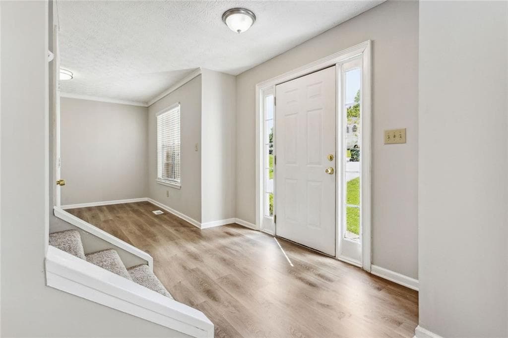 3 bedroom, 3 bathroom, 2,521 sq ft single family residence for rent at 525 Abbotts Hill Lane, Johns Creek, GA 30097 for $2,195 a month — photo 4