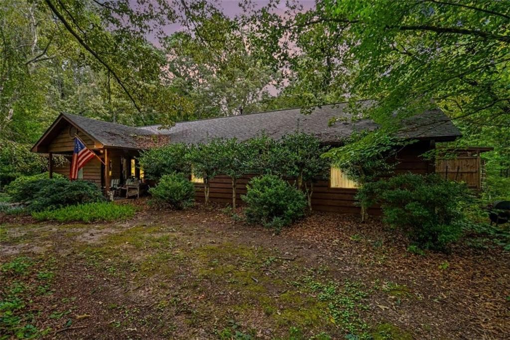 5 bedroom, 5 bathroom, 3,125 sq ft single family residence for sale at 25 Woodall Rd Se, White, GA 30184 — photo 5