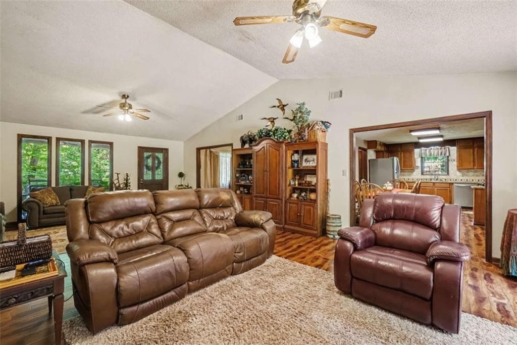 5 bedroom, 5 bathroom, 3,125 sq ft single family residence for sale at 25 Woodall Rd Se, White, GA 30184 — photo 9