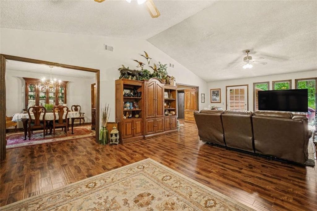 5 bedroom, 5 bathroom, 3,125 sq ft single family residence for sale at 25 Woodall Rd Se, White, GA 30184 — photo 10